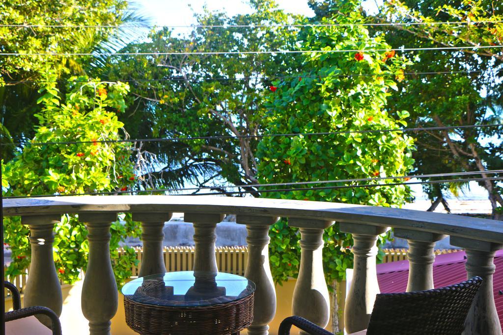 Villa Saint Sauveur Baie Sainte Anne エクステリア 写真