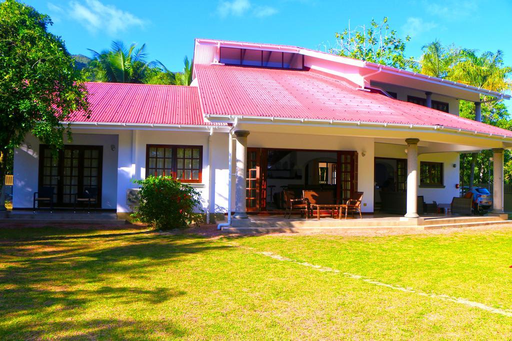Villa Saint Sauveur Baie Sainte Anne エクステリア 写真