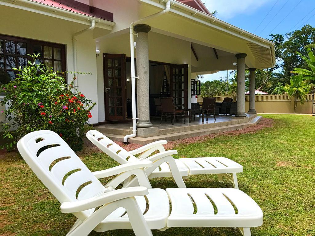 Villa Saint Sauveur Baie Sainte Anne エクステリア 写真
